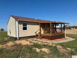 70 C Walker Rd, Summersville, KY 42782