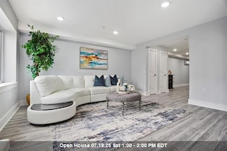 415 14th St Unit PH, Union City, NJ 07087