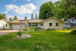 112 Marvin Ln, Northfield, MN 55057