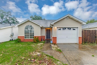 492 Cascabellas St, Mary Esther, FL 32569