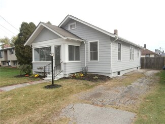 94 Majestic Ave, Warwick, RI 02888