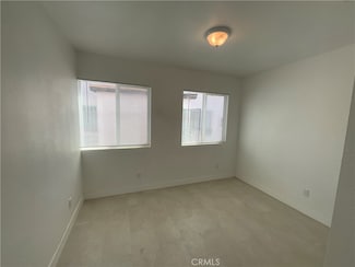 17371 Queens Ln Unit 105, Huntington Beach, CA 92647