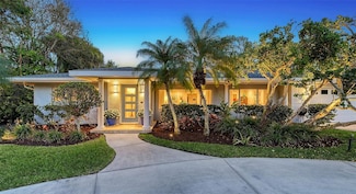 1735 Flower Dr, Sarasota, FL 34239