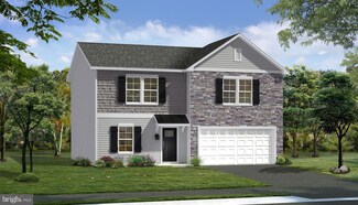 394 Outrigger Rd, Inwood, WV 25428
