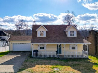 125 Forest Dr, Ona, WV 25545