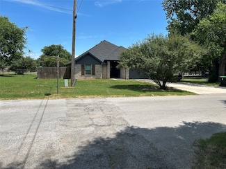 501 Hobbs Ave, Boyd, TX 76023