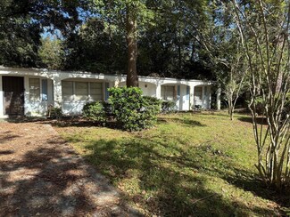 3015 NE 13th Dr, Gainesville, FL 32609