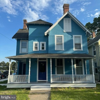 340 Randolph Ave, Cape Charles, VA 23310