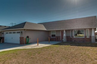 2497 Redwood Ave, Longview, WA 98632