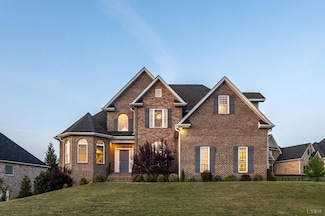 2220 Colby Dr, Forest, VA 24551