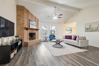 602 Woodview Dr, Georgetown, TX 78628