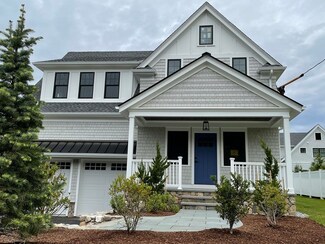 56 Valley View Rd, Waltham, MA 02452