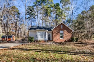 100 Burris St, Wingate, NC 28174