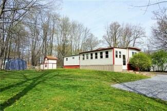 120 Panther Rd, Evans City, PA 16033