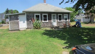 118 Commerce Rd, Barnstable, MA 02630