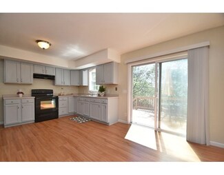 60 Saint Louis St, Worcester, MA 01607