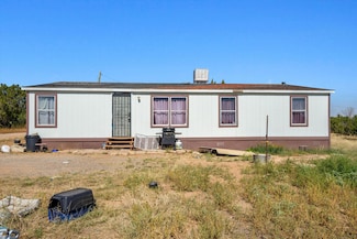 8 White Dove Ct, Moriarty, NM 87035