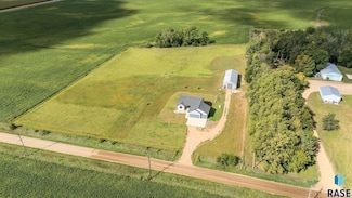 27575 475th Ave, Worthing, SD 57077