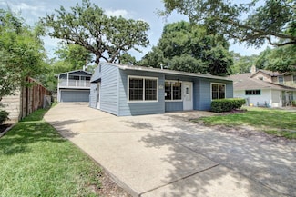 950 Lamonte Ln, Houston, TX 77018