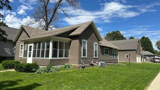 302 1st Ave NW, Kasson, MN 55944