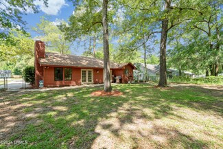 26 Calico Ct, Beaufort, SC 29906