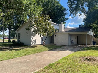 1011 Roy Pugh St, West Memphis, AR 72301