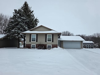 301 Southmoor Dr, Spencer, IA 51301