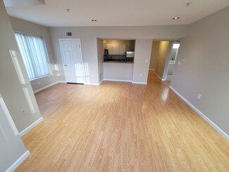 1 Cityview Ln Unit 305, Quincy, MA 02169