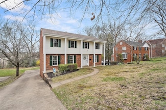 4726 W Barlind Dr, Pittsburgh, PA 15227