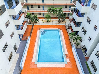 1470 W 41st St Unit 201, Hialeah, FL 33012