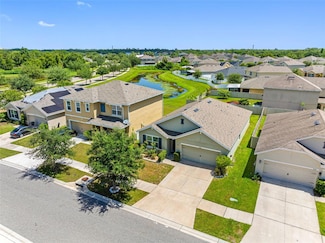 8106 Bilston Village Ln, Gibsonton, FL 33534