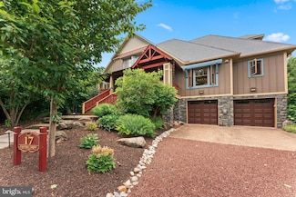 17 Easthill Dr, Doylestown, PA 18901