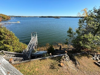25 Bernier Ln, Harpswell, ME 04079
