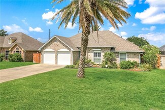 19 Sandpiper Dr, La Place, LA 70068