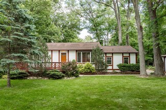 14745 Lee St, Cedar Lake, IN 46303