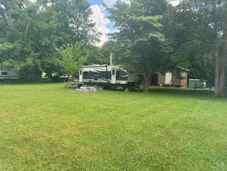 43 Daniel Ln Unit 88&89, Talcott, WV 25951
