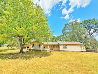 7090 Us Highway 64 W, Russellville, AR 72802