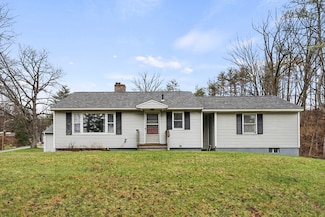 24 Henderson Rd, Williamstown, MA 01267