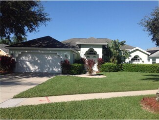 901 Marble Dr, Naples, FL 34104