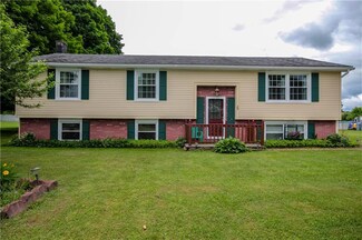 29 Centennial St, Frewsburg, NY 14738