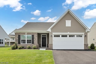 8 Middle Ln W, Mansfield Township, NJ 07865