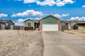 1945 N Mcrae Ct, Goddard, KS 67052