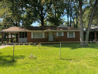 2952 Hawthorne Dr, Columbus, GA 31903