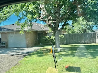 302 4th St, Canyon, TX 79015