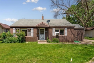 1034 8th St NW, Faribault, MN 55021