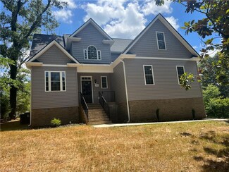 305 Oakdale Rd, Jamestown, NC 27282