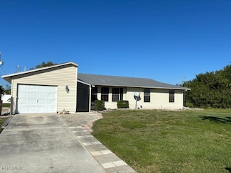 305 NE 23rd St, Cape Coral, FL 33909