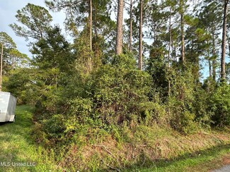 0 Combel St, Waveland, MS 39576