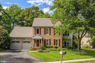 2982 Franklin Oaks Dr, Herndon, VA 20171