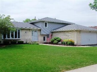 16946 Richards Dr, Tinley Park, IL 60477